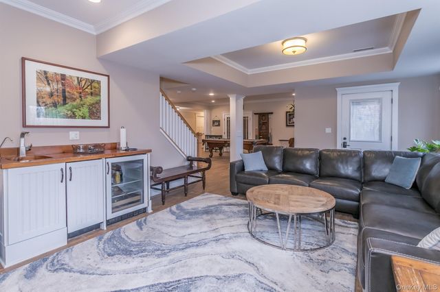 1 Peck Ridge Road, Warwick, NY 10990