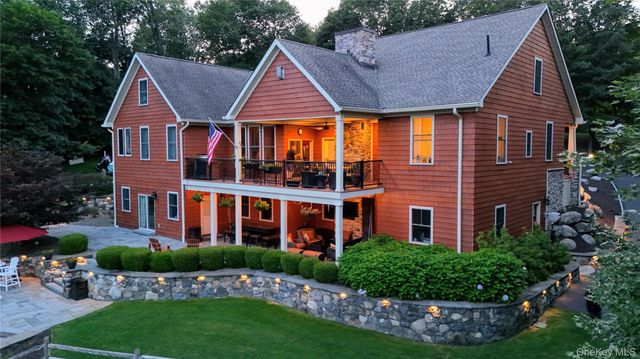 1 Peck Ridge Road, Warwick, NY 10990