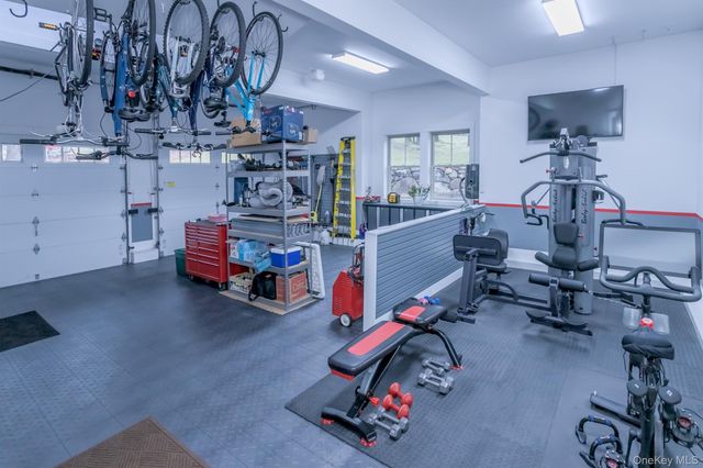 1 Peck Ridge Road, Warwick, NY 10990