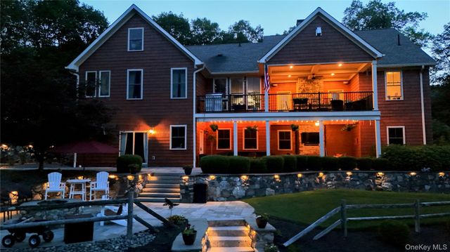 1 Peck Ridge Road, Warwick, NY 10990