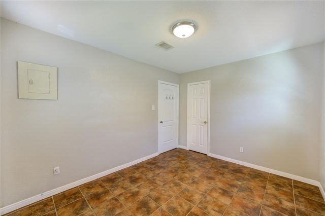 6729 Barney Road, Houston, TX 77092