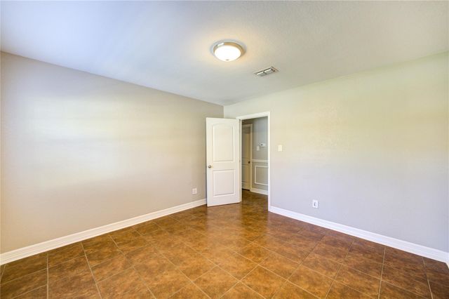 6729 Barney Road, Houston, TX 77092