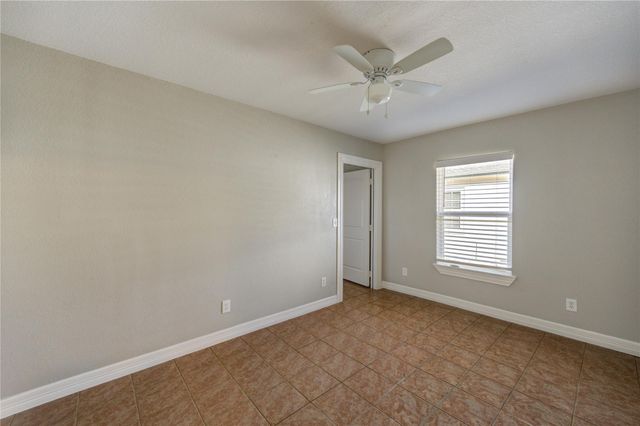 6729 Barney Road, Houston, TX 77092