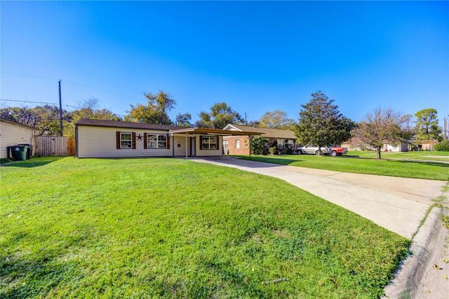 6729 Barney Road, Houston, TX 77092