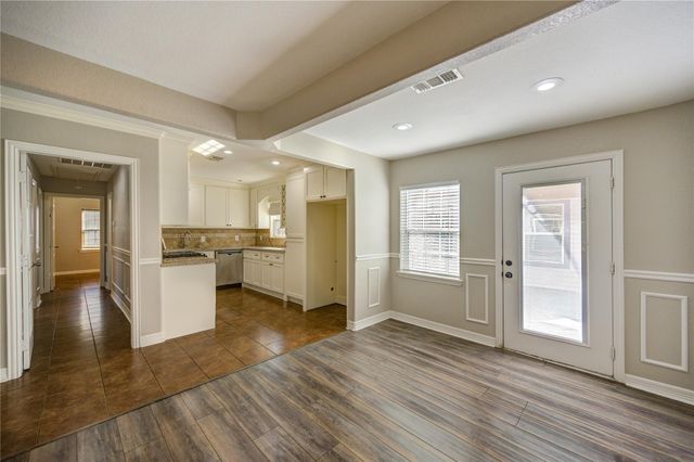 6729 Barney Road, Houston, TX 77092