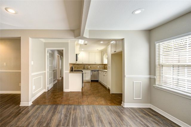 6729 Barney Road, Houston, TX 77092