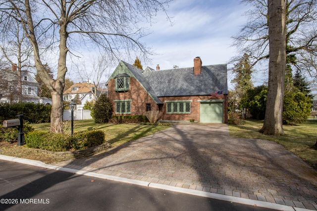 3 Monmouth Avenue, Rumson, NJ 07760