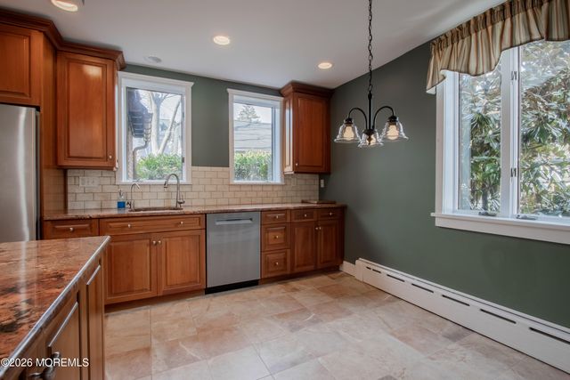 3 Monmouth Avenue, Rumson, NJ 07760