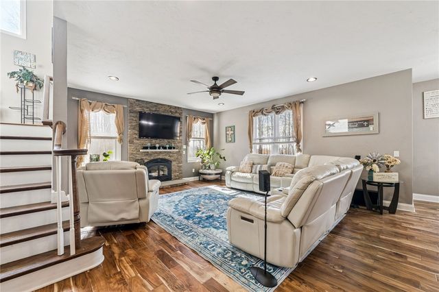 133 Hay Ln, Murrysville, PA 15668