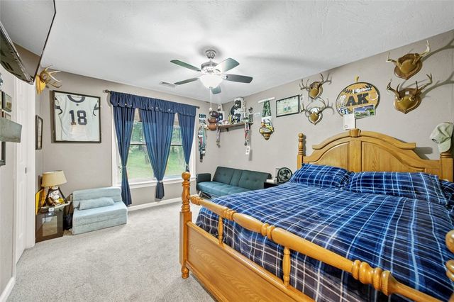 133 Hay Ln, Murrysville, PA 15668