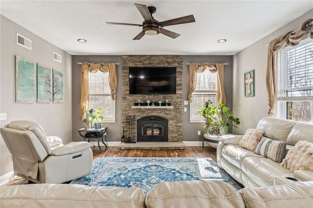 133 Hay Ln, Murrysville, PA 15668