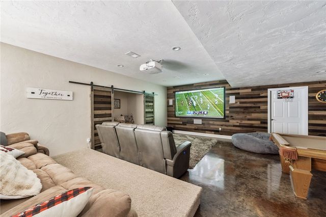 133 Hay Ln, Murrysville, PA 15668