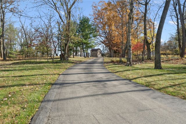 133 Hay Ln, Murrysville, PA 15668