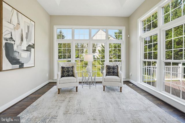 1405 WOODHURST BLVD, Mclean, VA 22102