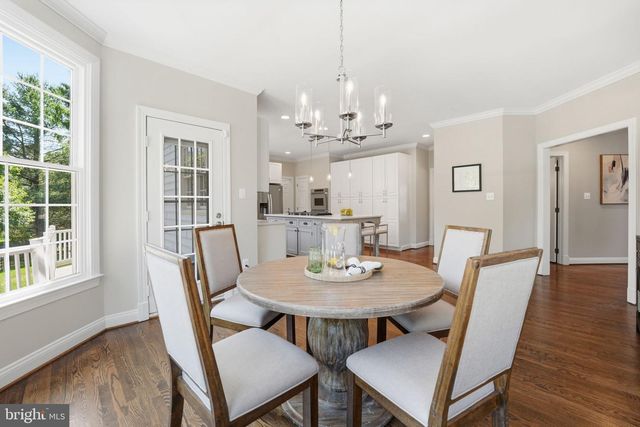 1405 WOODHURST BLVD, Mclean, VA 22102