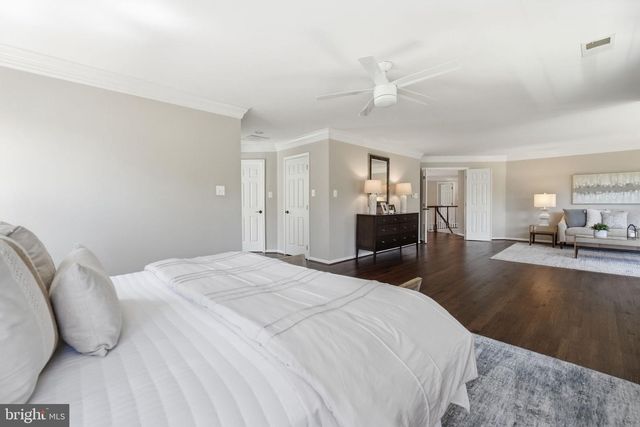 1405 WOODHURST BLVD, Mclean, VA 22102
