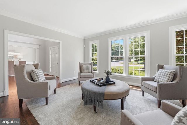 1405 WOODHURST BLVD, Mclean, VA 22102