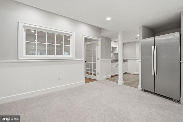 1405 WOODHURST BLVD, Mclean, VA 22102