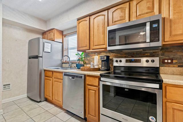 1425 Teague Rd Apt 210, Myrtle Beach, SC 29577