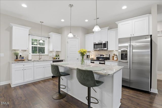 3046 Marion Heights Drive, Kinston, NC 28504