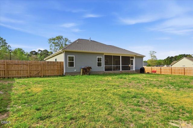3046 Marion Heights Drive, Kinston, NC 28504