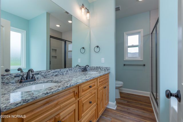 30 Cabin Crk Lane, Clinton, NC 28328