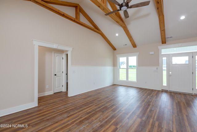 30 Cabin Crk Lane, Clinton, NC 28328