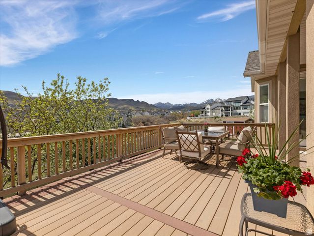 6709 W DESERT LILY CIR, Herriman, UT 84096