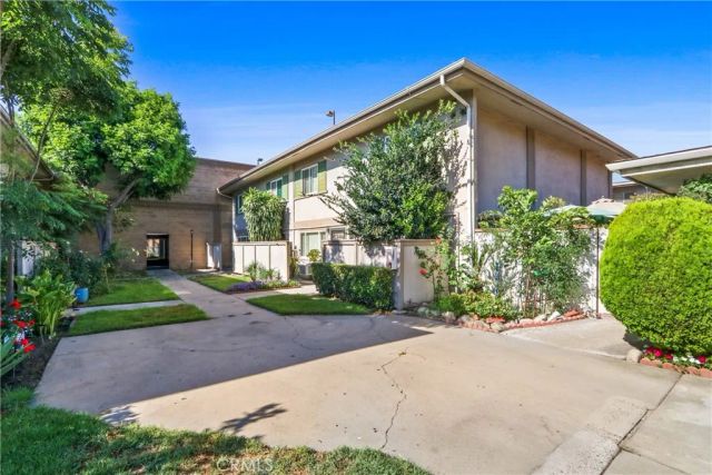 655 W 6th A, Tustin, CA 92780