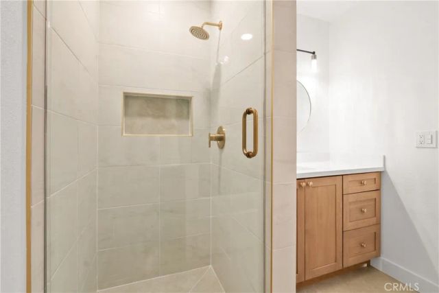655 W 6th A, Tustin, CA 92780