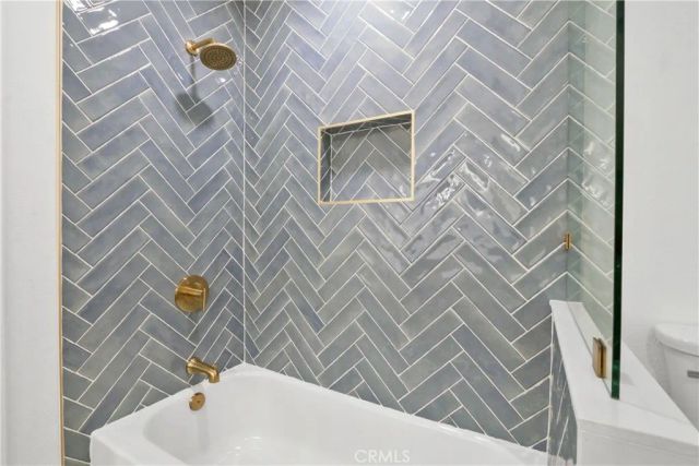 655 W 6th A, Tustin, CA 92780