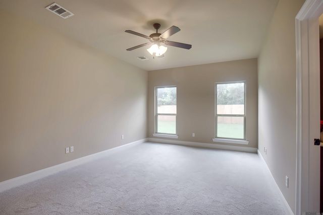 41147 Hidden Cove Ave, Gonzales, LA 70737