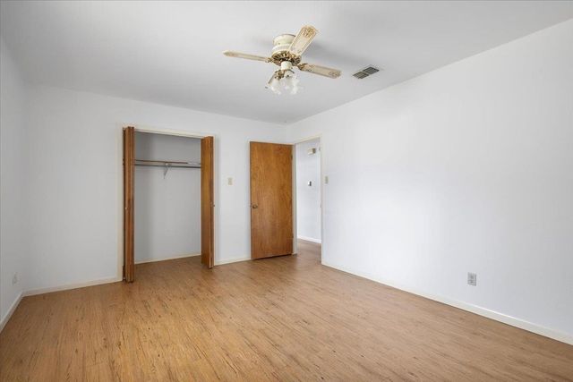 304 E Williams, Carthage, TX 75633