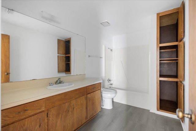 304 E Williams, Carthage, TX 75633