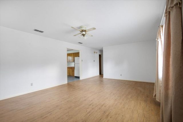 304 E Williams, Carthage, TX 75633