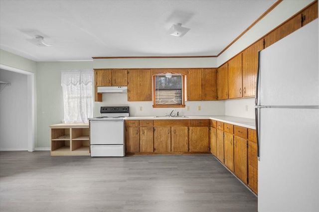 304 E Williams, Carthage, TX 75633