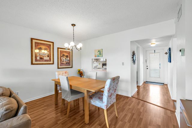 7797 GOLF CIR Drive J 110, Margate, FL 33063
