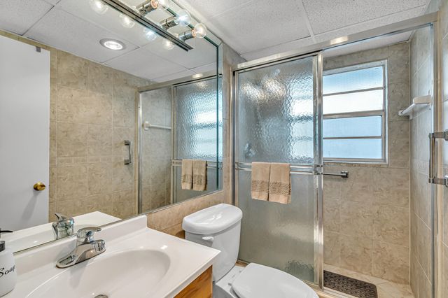 7797 GOLF CIR Drive J 110, Margate, FL 33063