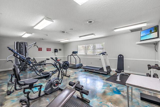 7797 GOLF CIR Drive J 110, Margate, FL 33063