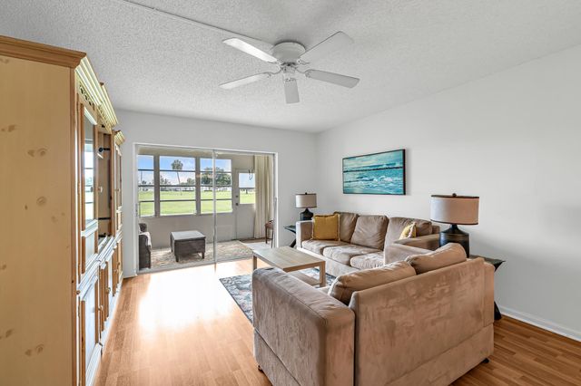 7797 GOLF CIR Drive J 110, Margate, FL 33063