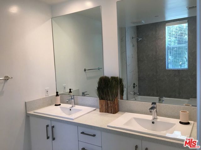 4600 Coldwater Canyon Avenue 305, Studio City (los Angeles), CA 91604