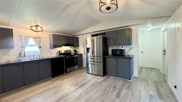 232 White Dove Drive, Quitman, TX 75783