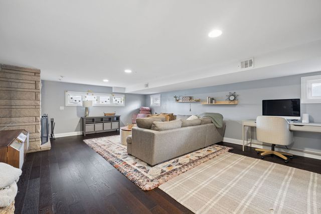 1904 Douglas Street, Joliet, IL 60435