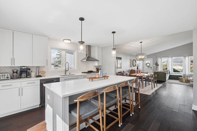 1904 Douglas Street, Joliet, IL 60435