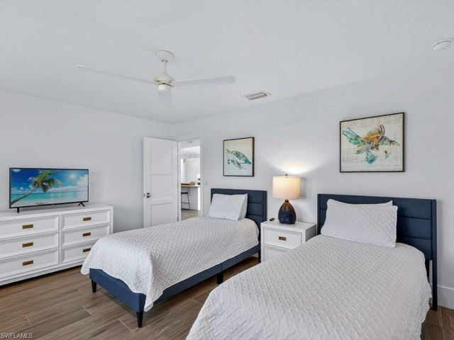 1401 Salvadore CT, Marco Island, FL 34145