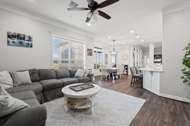 500 Hunters Meadow Drive, Lorena, TX 76655