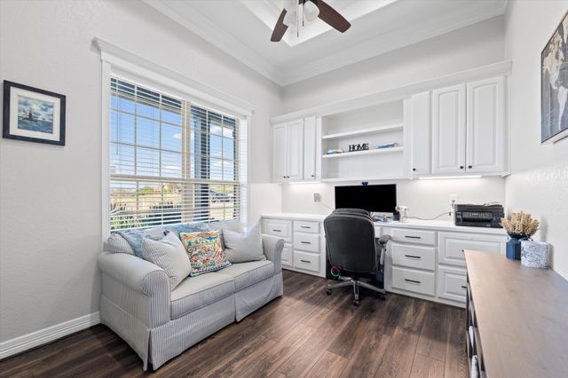 500 Hunters Meadow Drive, Lorena, TX 76655