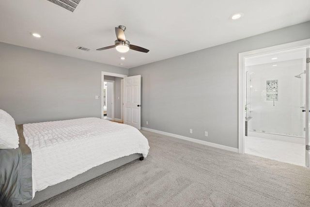 1021 Coventry RD, Spicewood, TX 78669