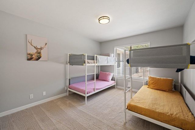 1021 Coventry RD, Spicewood, TX 78669