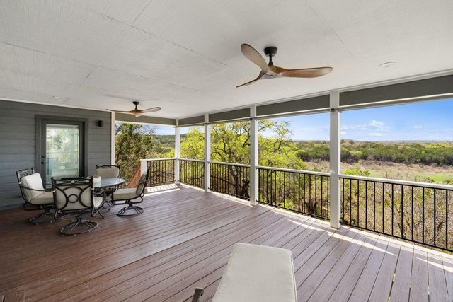 1021 Coventry RD, Spicewood, TX 78669